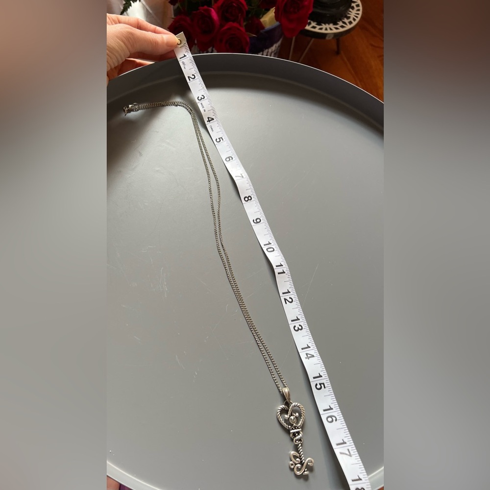 Silver color Heart Key Pendant Necklace - Picture 4 of 6